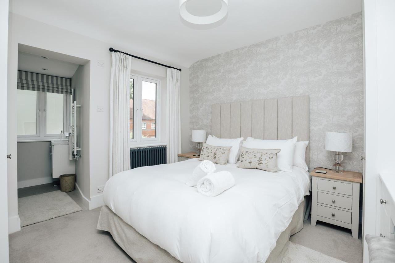 The Dragonfly - Central 2 Bedroom House Henley-on-Thames Exterior photo