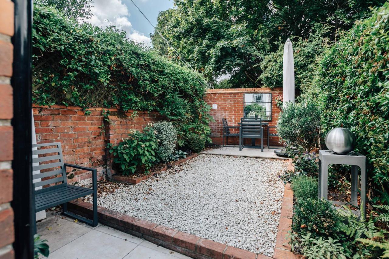The Dragonfly - Central 2 Bedroom House Henley-on-Thames Exterior photo